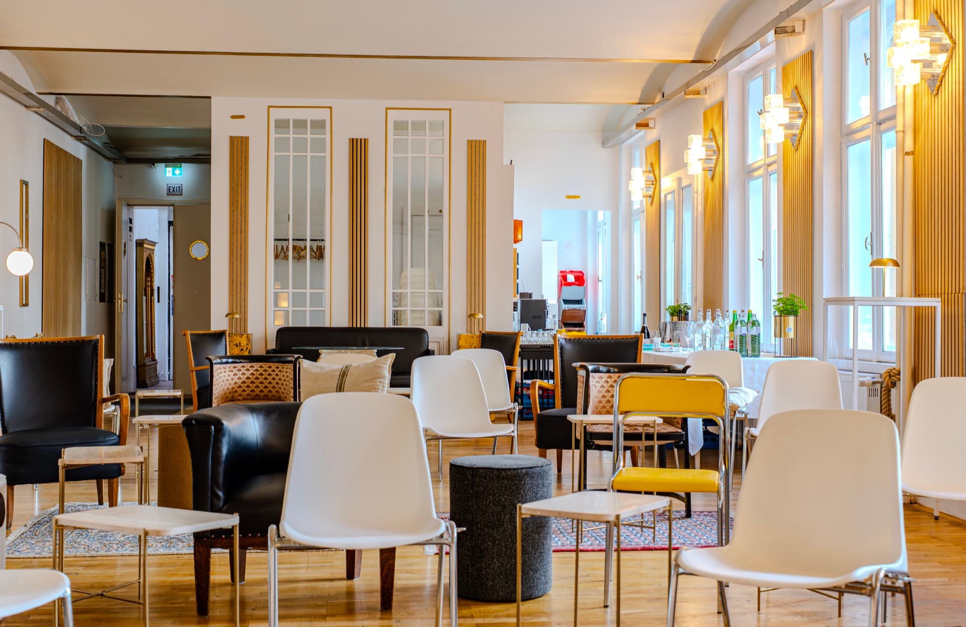 BOAT LOFT — Kochnische und Bar-Bereich