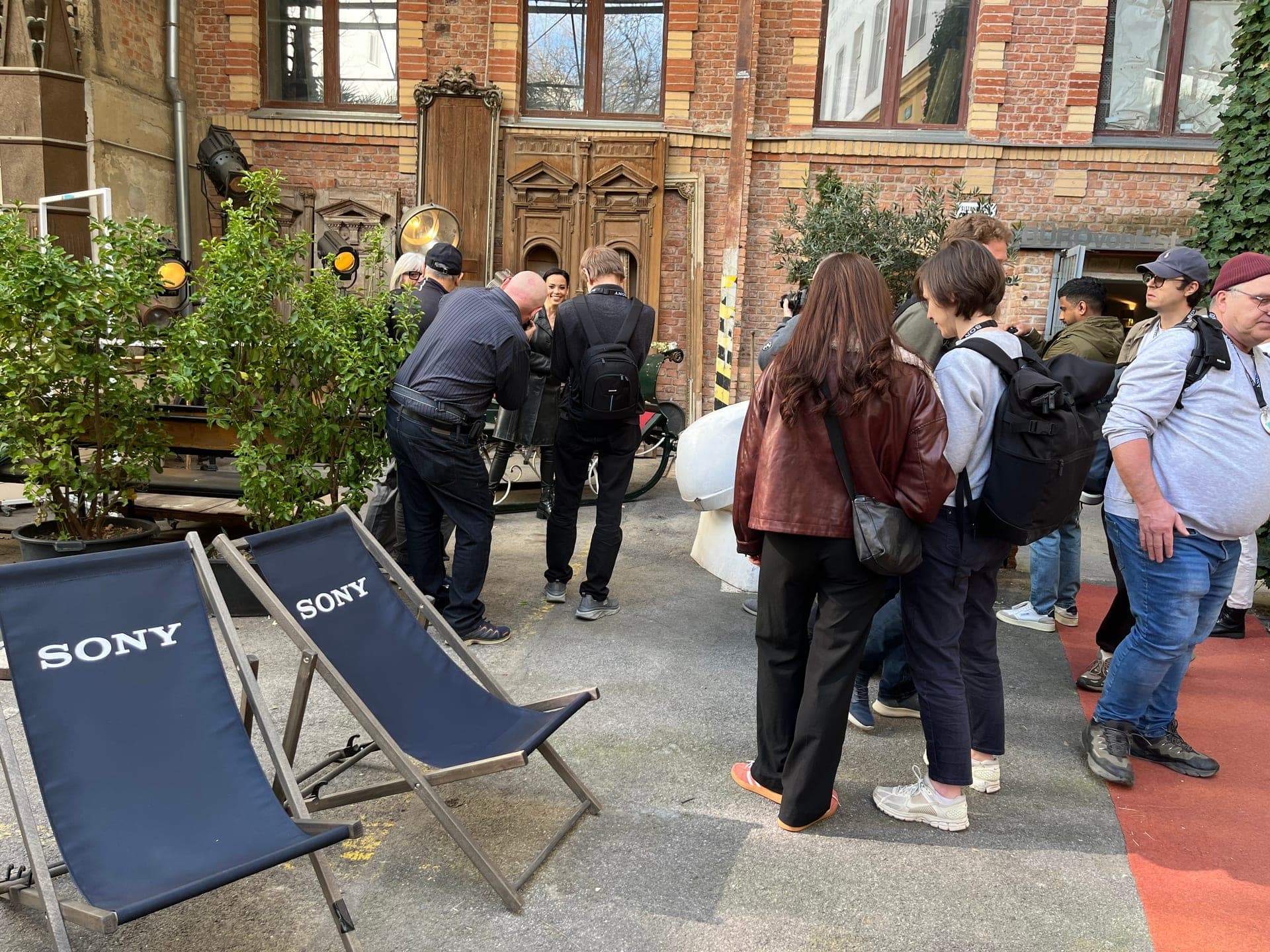 SONY — Bild 3