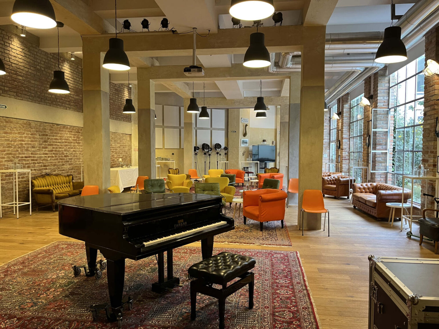 GRAND-LOFT-Klavier-Fluegel-FILMQUARTIER-WIEN-12